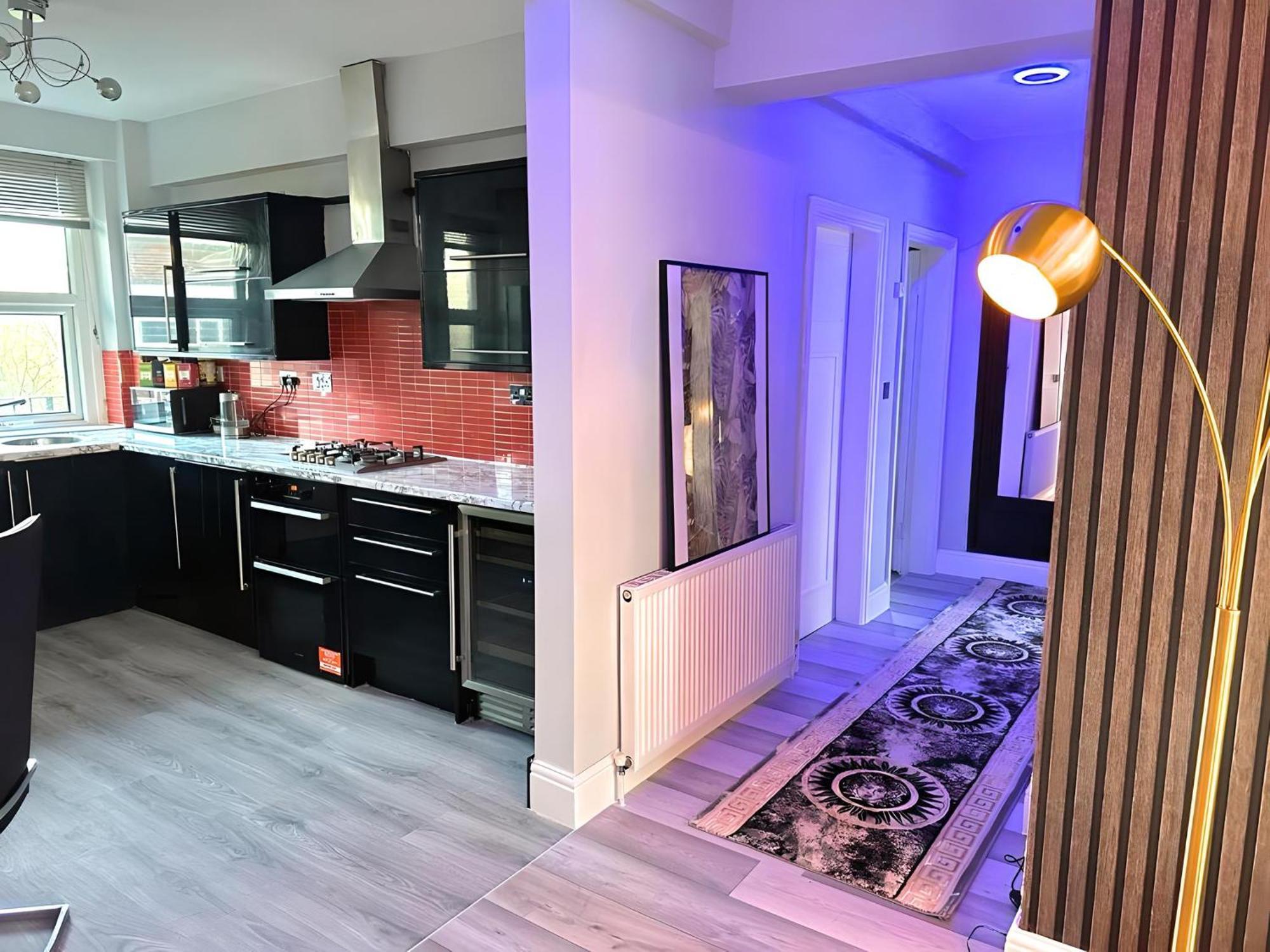 *Luxury 9Ine Lush Jacuzzi Apartment & Balcony* Birmingham Eksteriør billede