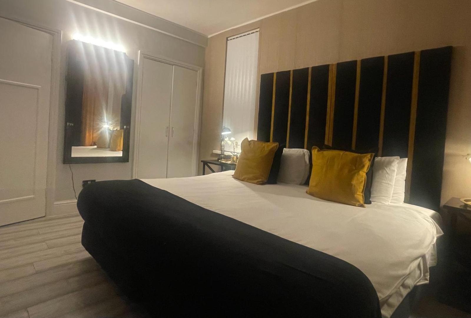 *Luxury 9Ine Lush Jacuzzi Apartment & Balcony* Birmingham Eksteriør billede